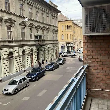 Tulutu Apartament Segedyn